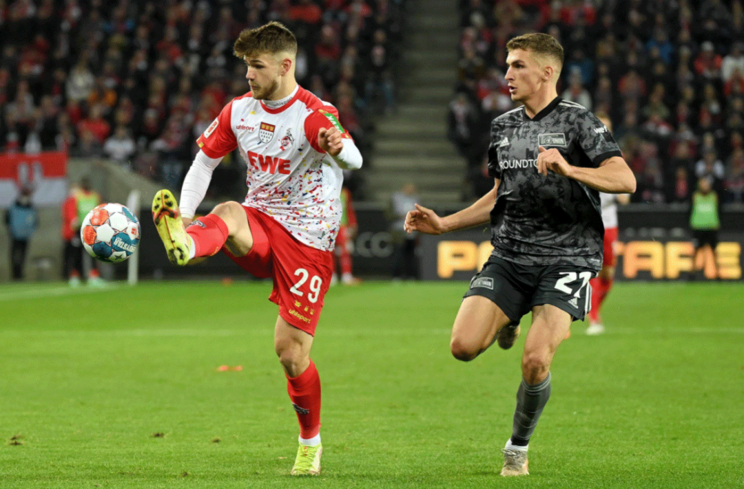 法兰克福训练开放日；国际比赛日止住颓势引欢呼；CBA季后赛在即；轮换策略成焦点的简单介绍-优德平台